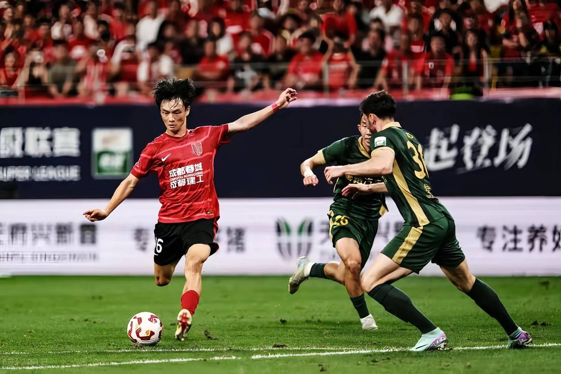 关于深圳队爆发神级表现,中超被彻底压制,爆冷的信息 关于深圳队爆发神级表现,中超被彻底压制,爆冷的信息