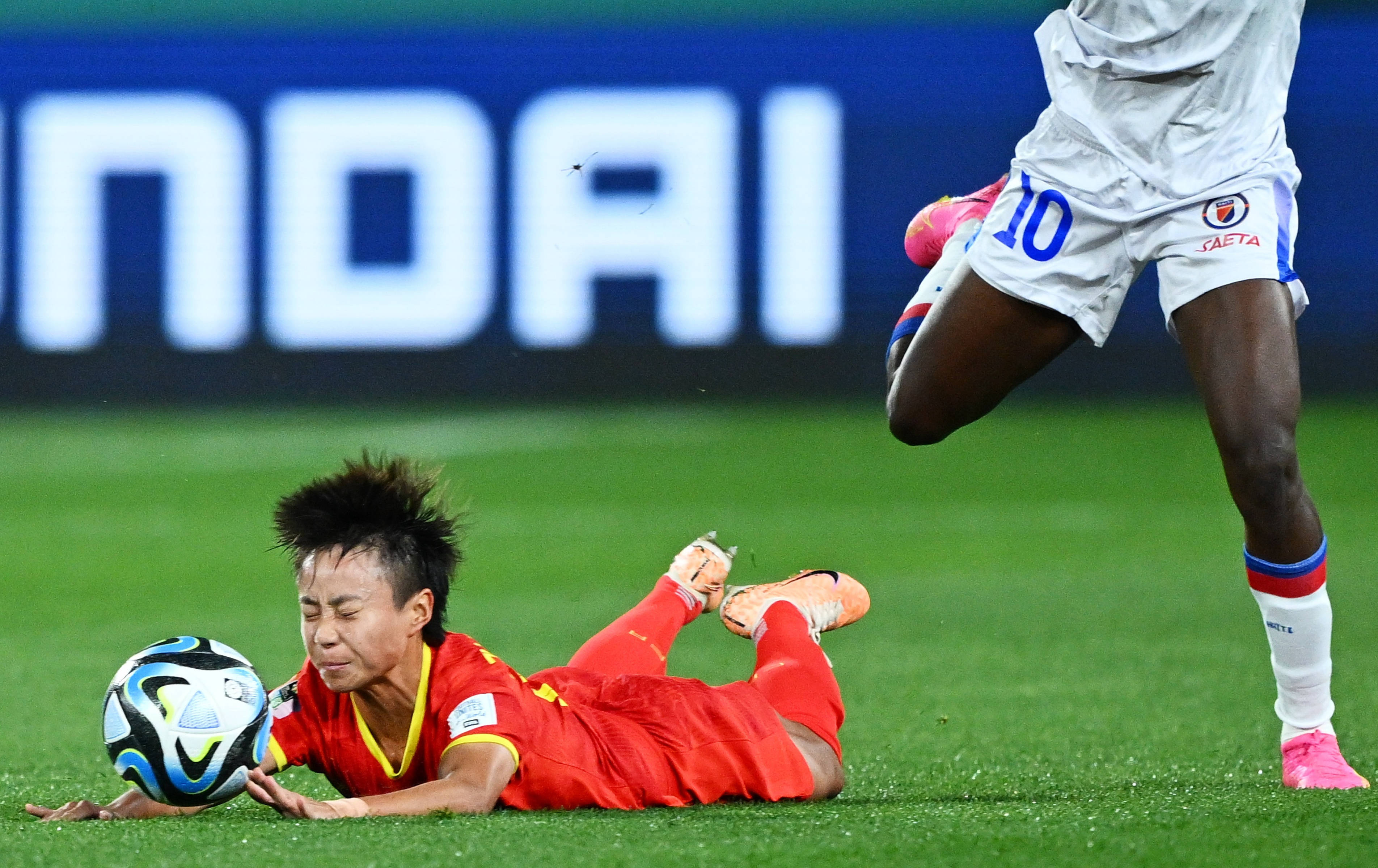 精彩瞬间回放!女足比赛场面感人至深的简单介绍 精彩瞬间回放!女足比赛场面感人至深的简单介绍