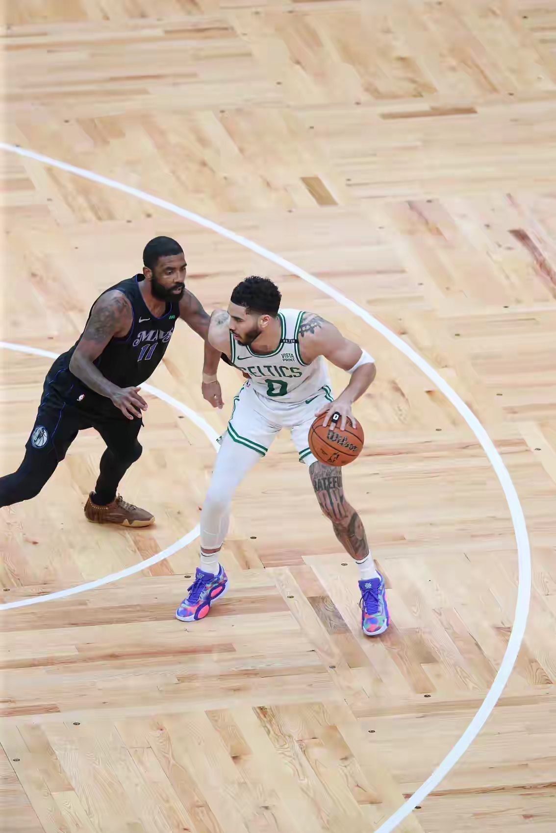 凯尔特人后卫关键时刻发挥突出,球队避免败局的简单介绍 凯尔特人后卫关键时刻发挥突出,球队避免败局的简单介绍