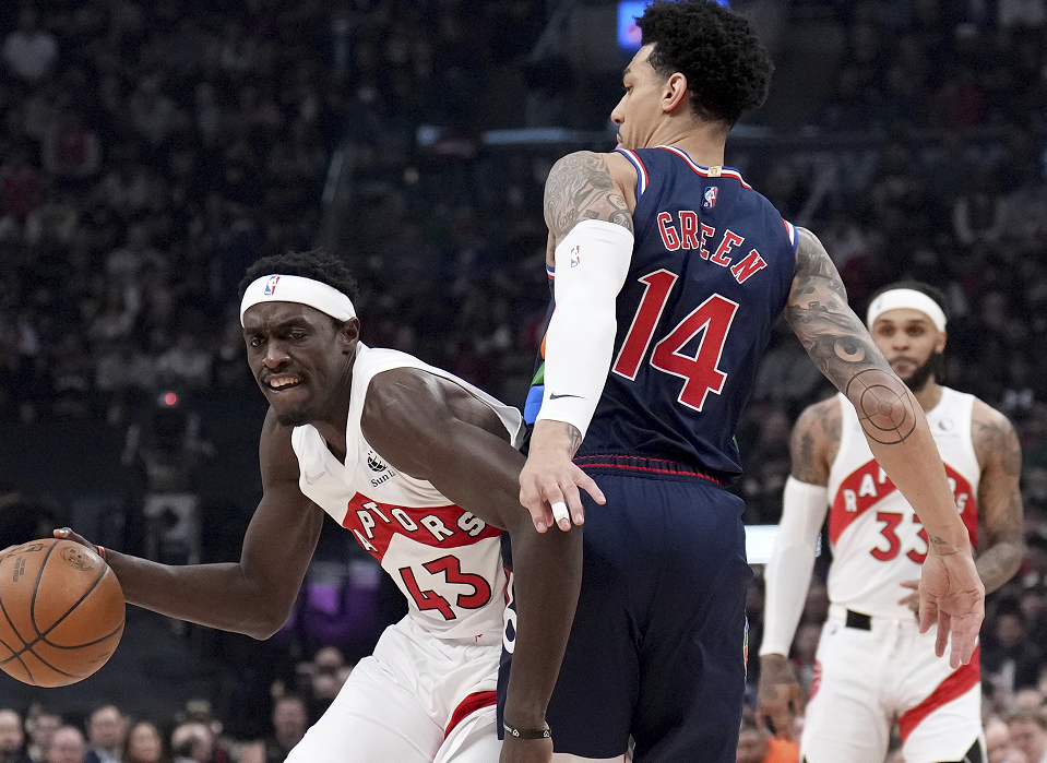 关于76人大胜猛龙，恩比德狂揽35+20的信息