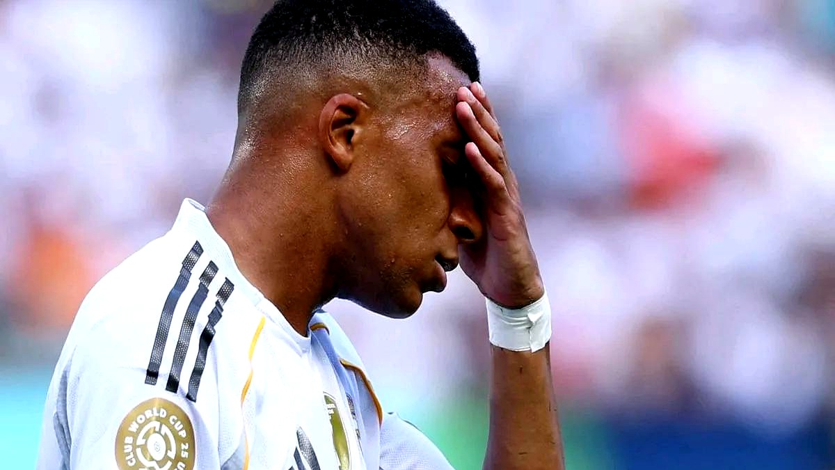 巴黎圣日耳曼客场惨败,遭遇新赛季首败 巴黎圣日耳曼客场惨败,遭遇新赛季首败