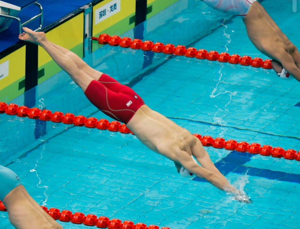 游泳选手孙杨成功晋级200米自由泳决赛 游泳选手孙杨成功晋级200米自由泳决赛