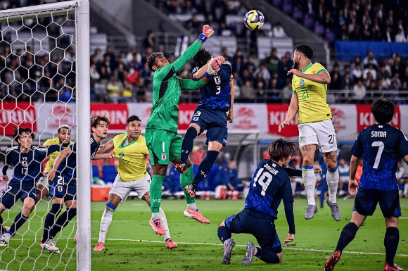 绝地逢生!球员们在国际比赛中逆转胜利 绝地逢生!球员们在国际比赛中逆转胜利